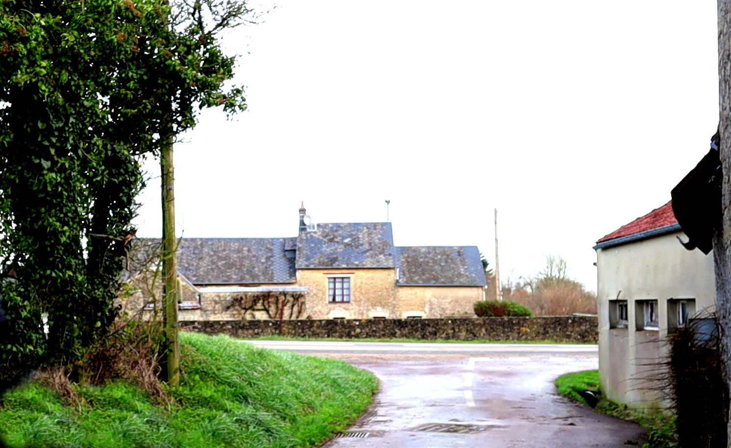 Saint laurent village